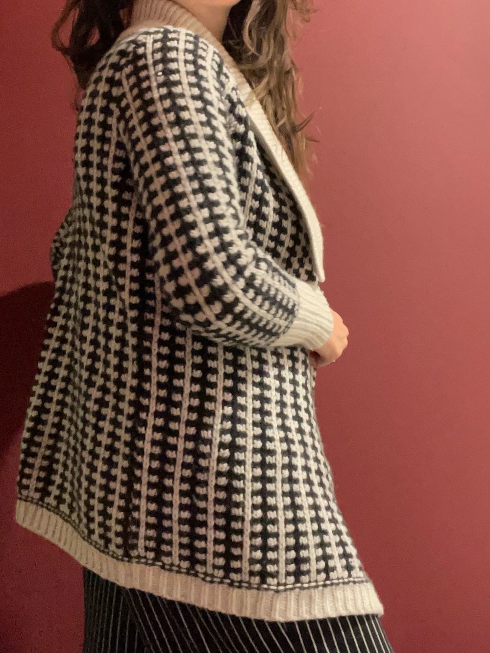 Black and Cream Houndstooth Open-Front Women's Sweater Cardigan - Picture 2 of 3